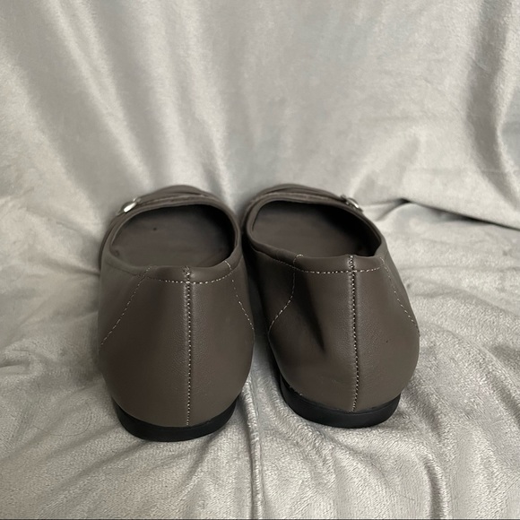 GH Bass & Co - womens Flats - Picture 4 of 6